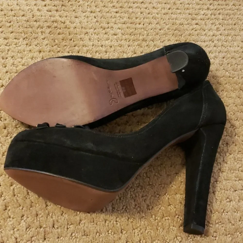 Joie‎ suede heels size 8.5